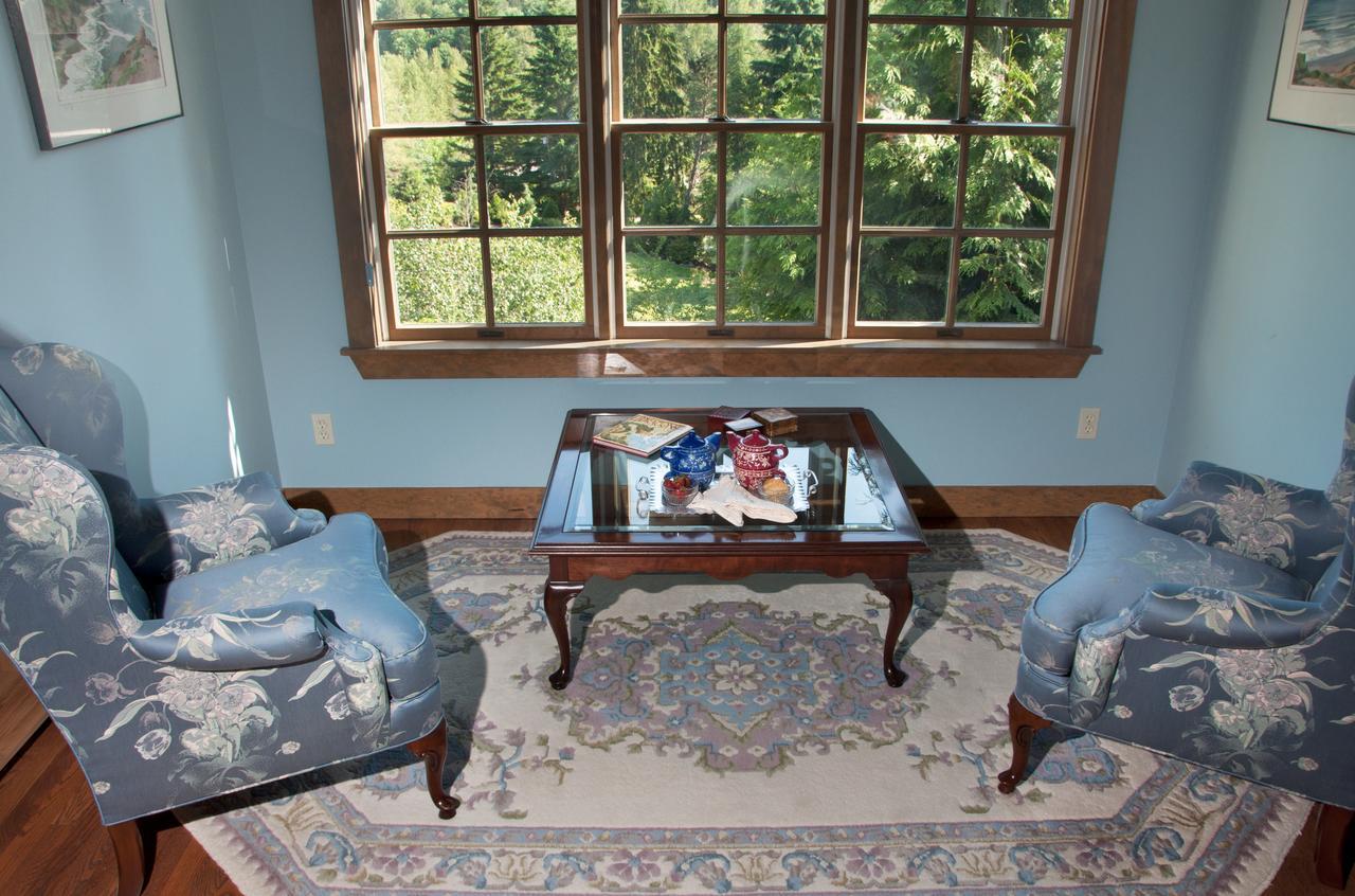 Hideaway Lodge B And B Woodinville Εξωτερικό φωτογραφία